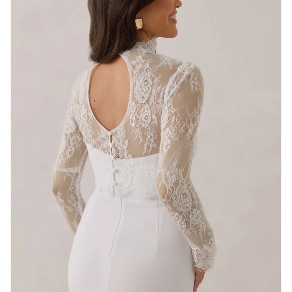 Lace Topper - Picture 2 of 2